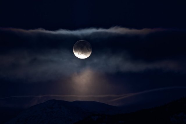 EBE376B6-697D-4D38-B28B-C1678C90046E